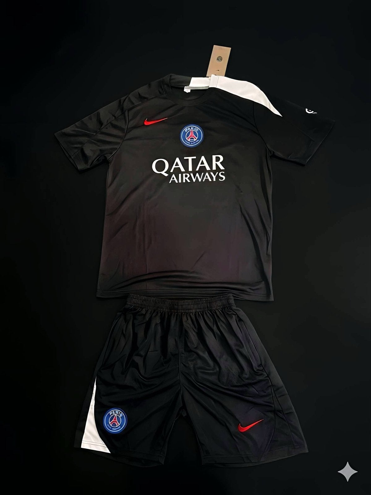 PSG Trainingsset Zwart - Shirt en Broekje, Sport en Fitness, Ophalen of Verzenden, Nieuw, Set