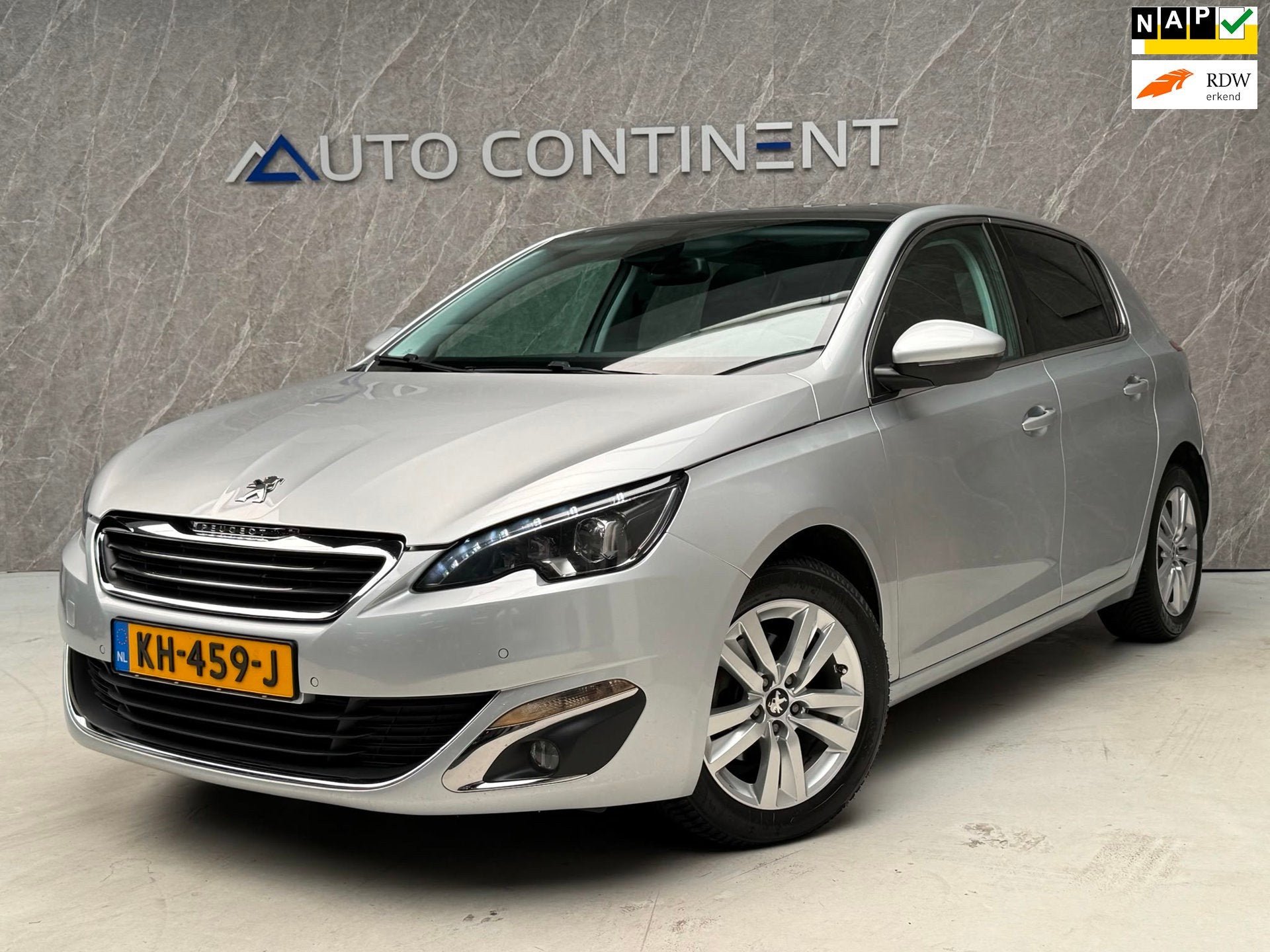 Peugeot 308 1.2 PureTech / NAP / Nwe Distr. Riem en Turbo /, Voorwielaandrijving, Stof, Gebruikt, 49 €/maand
