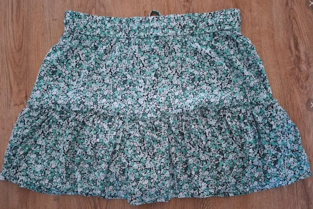 Broekrok (skort) Zara mt M, Kleding | Dames, Rokken, Maat 38/40 (M), Zara, Ophalen of Verzenden, Zo goed als nieuw