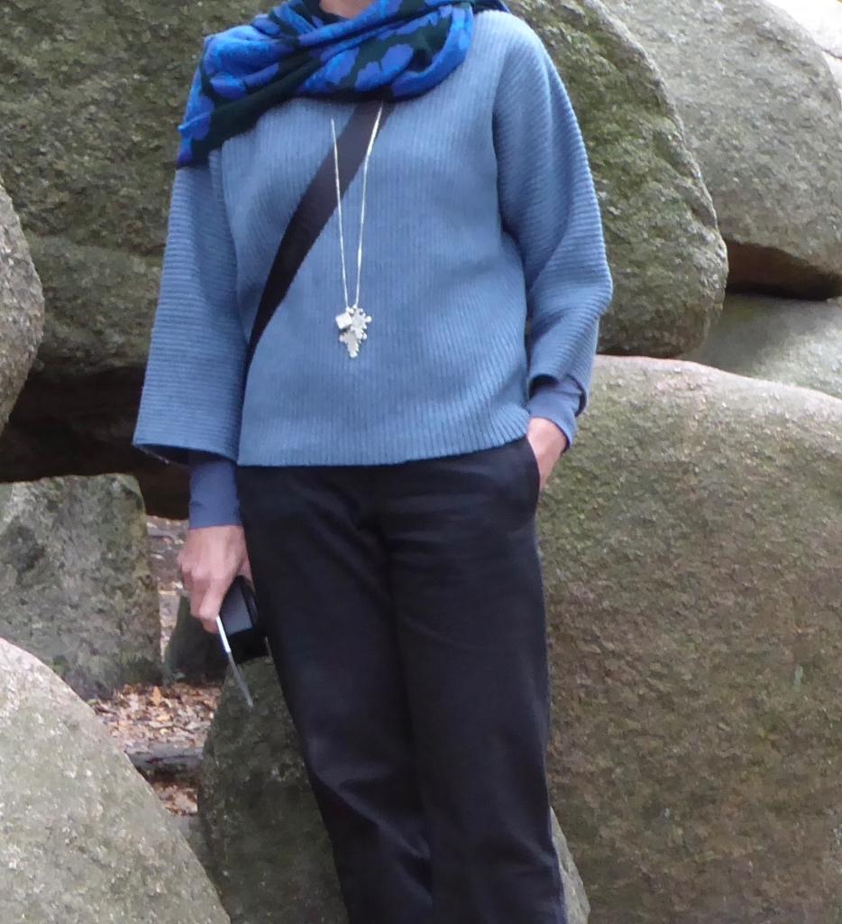 Set trui en t-shirt. Trui grijs-blauw. FFC. Maat 36. ZGAN., Blauw, FCC, Ophalen of Verzenden, Zo goed als nieuw
