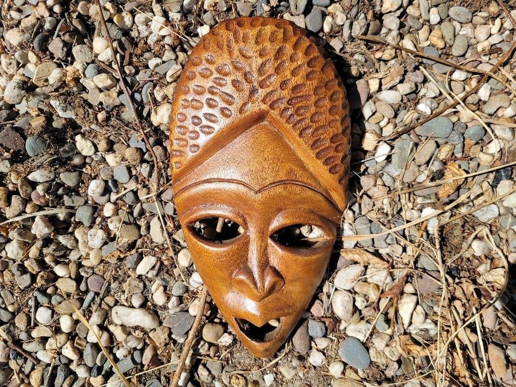 hout snijwerk handgemaakte masker klein, Antiek en Kunst, Kunst | Beelden en Houtsnijwerken, Ophalen of Verzenden, Houtsnijwerk