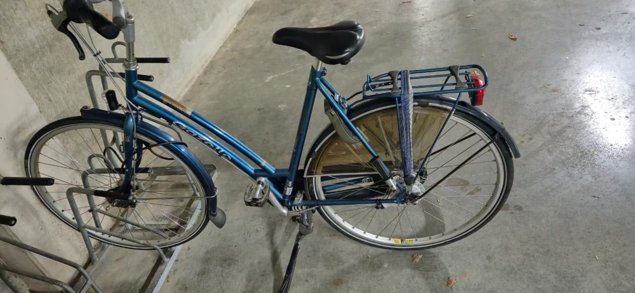 Gazelle damesfiets - Blauw, gebruikt, Fietsen en Brommers, Fietsen | Dames | Damesfietsen, Velgrem, Versnellingen, Ophalen of Verzenden