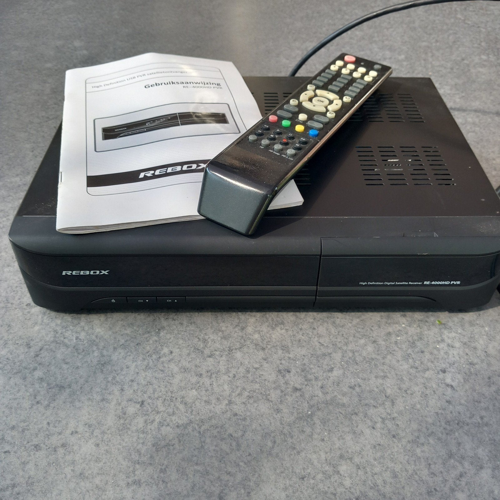 Rebox RE-4000HD PVR Satellietontvanger met afstandsbediening, Ophalen of Verzenden, Gebruikt, Harddiskrecorder