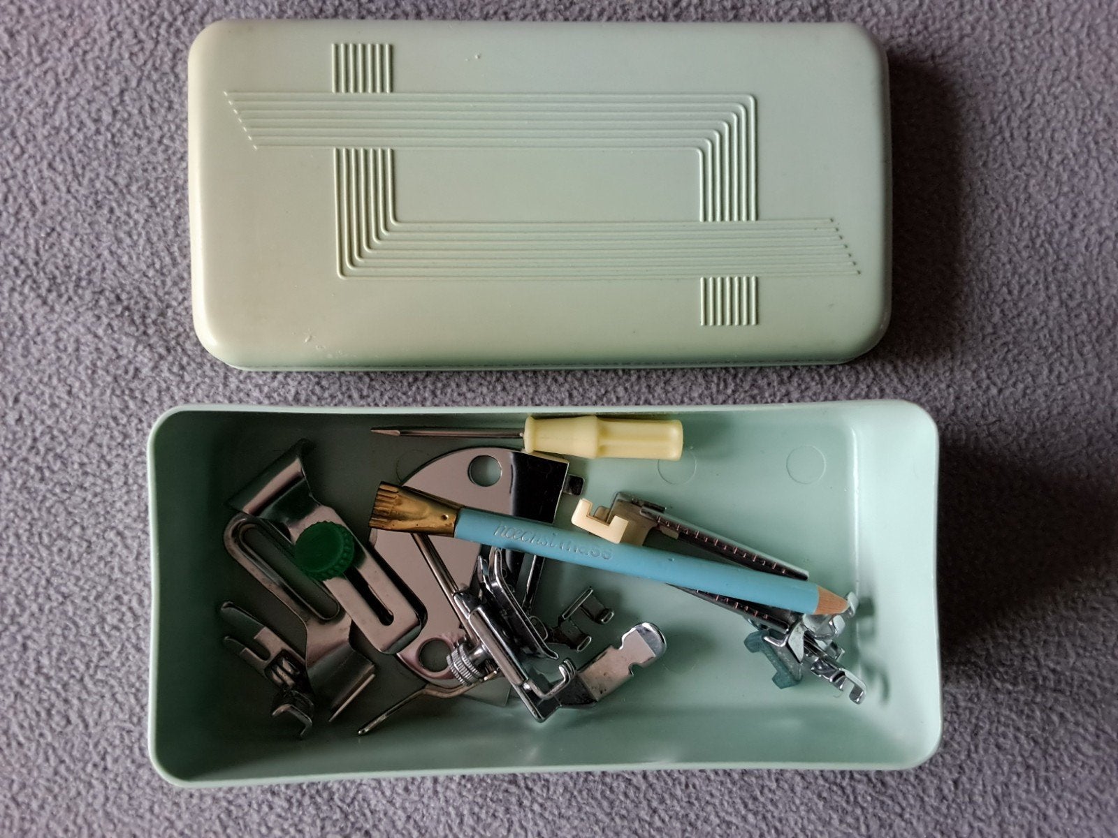 Naaimachine accessoires, Hobby en Vrije tijd, Naaimachines en Toebehoren, Ophalen of Verzenden, Naaimachine, Overige merken