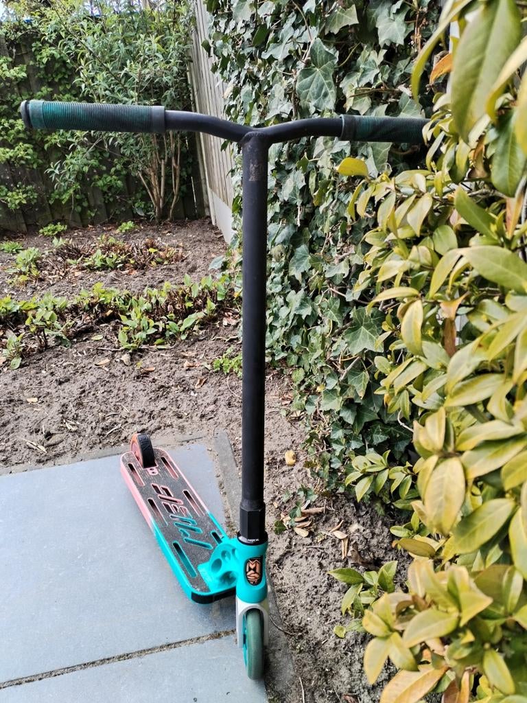MGP stuntstep (VX Origin Pro Faded Turquoise / Coral), Ophalen of Verzenden, Gebruikt, Overige typen, Madd Gear MGP