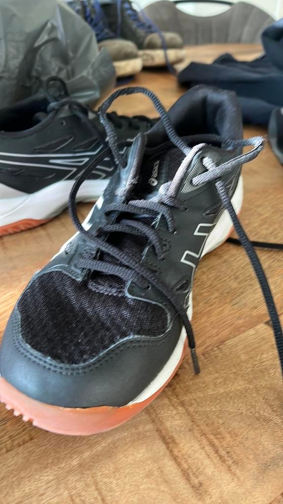 Maat 40 zaalschoenen, schoolgym, Ophalen, Zo goed als nieuw, Overige typen, Overige merken