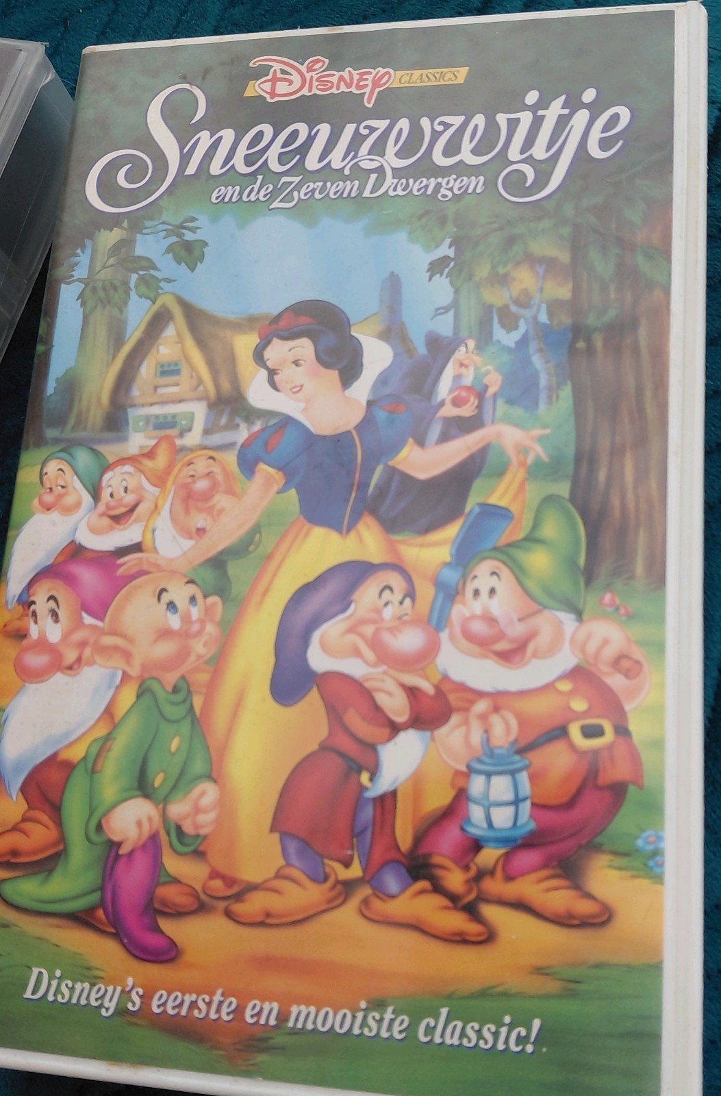 Disney Classics: Sneeuwwitje en de Zeven Dwergen paarse vhs, Cd's en Dvd's, Gebruikt, Alle leeftijden, Kinderfilm, VHS
