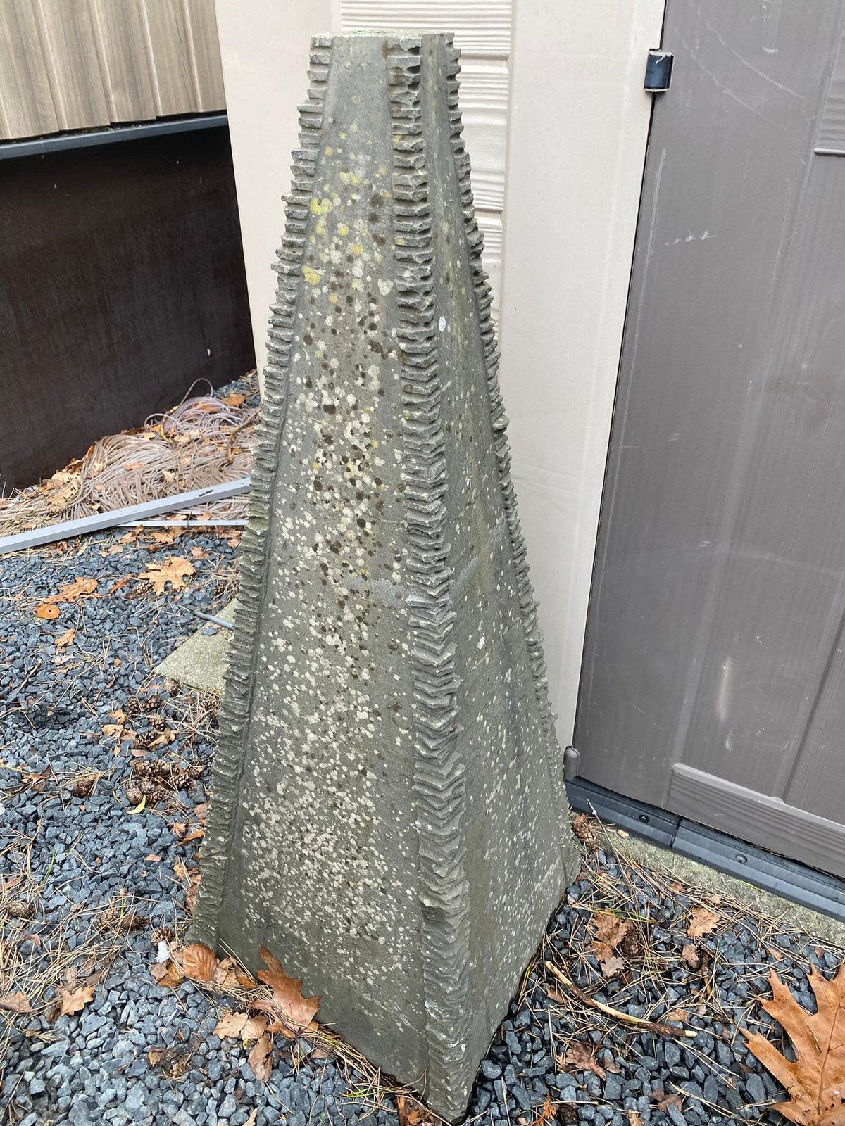 Decoratieve stenen water tuinornament met pomp, Ophalen, Gebruikt, Steen, Abstract beeld