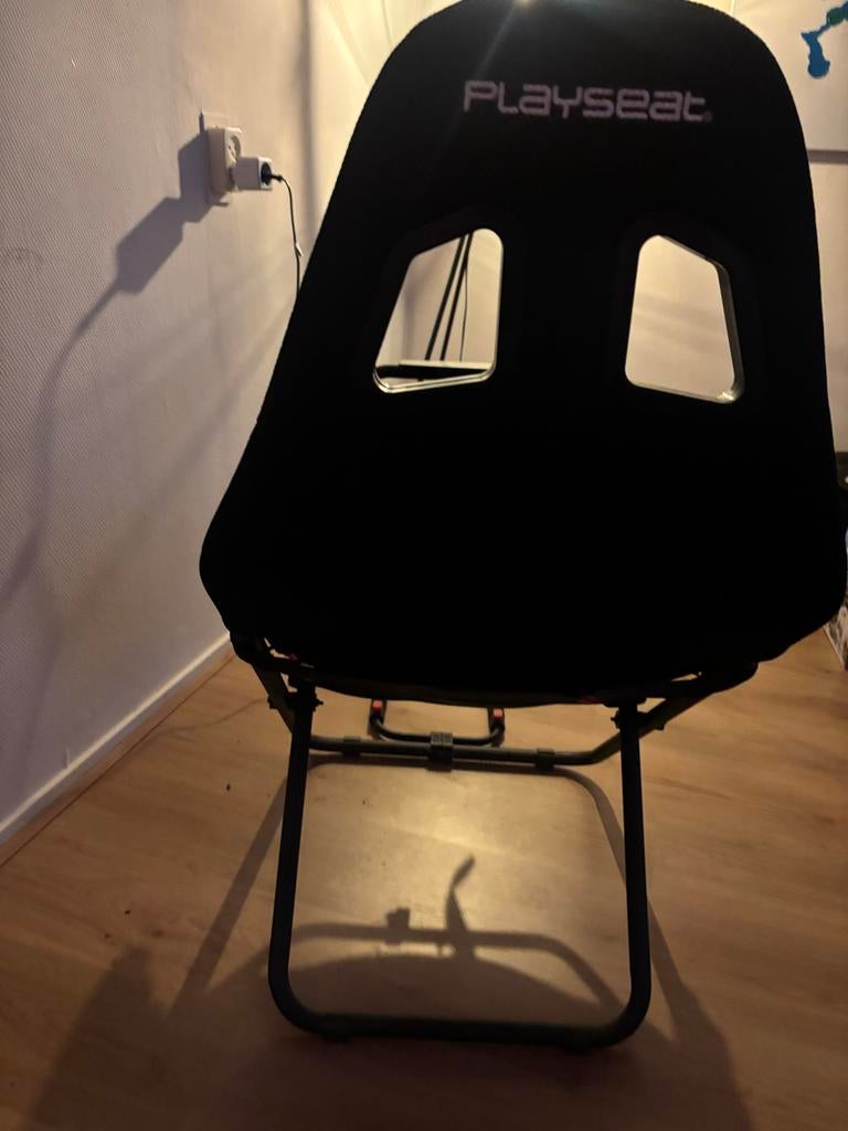 Playseat Challenge opvouwbare racestoel, Ophalen, Zo goed als nieuw