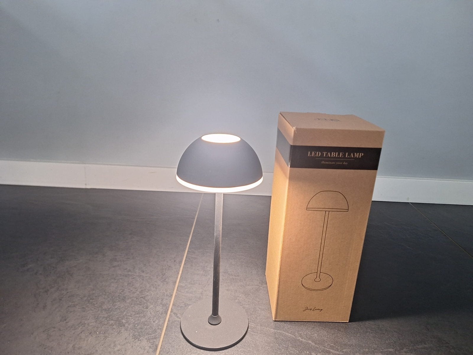 JENS LIVING LED Tafellamp - NIEUW!, Ophalen of Verzenden, Nieuw, Metaal, Minder dan 50 cm
