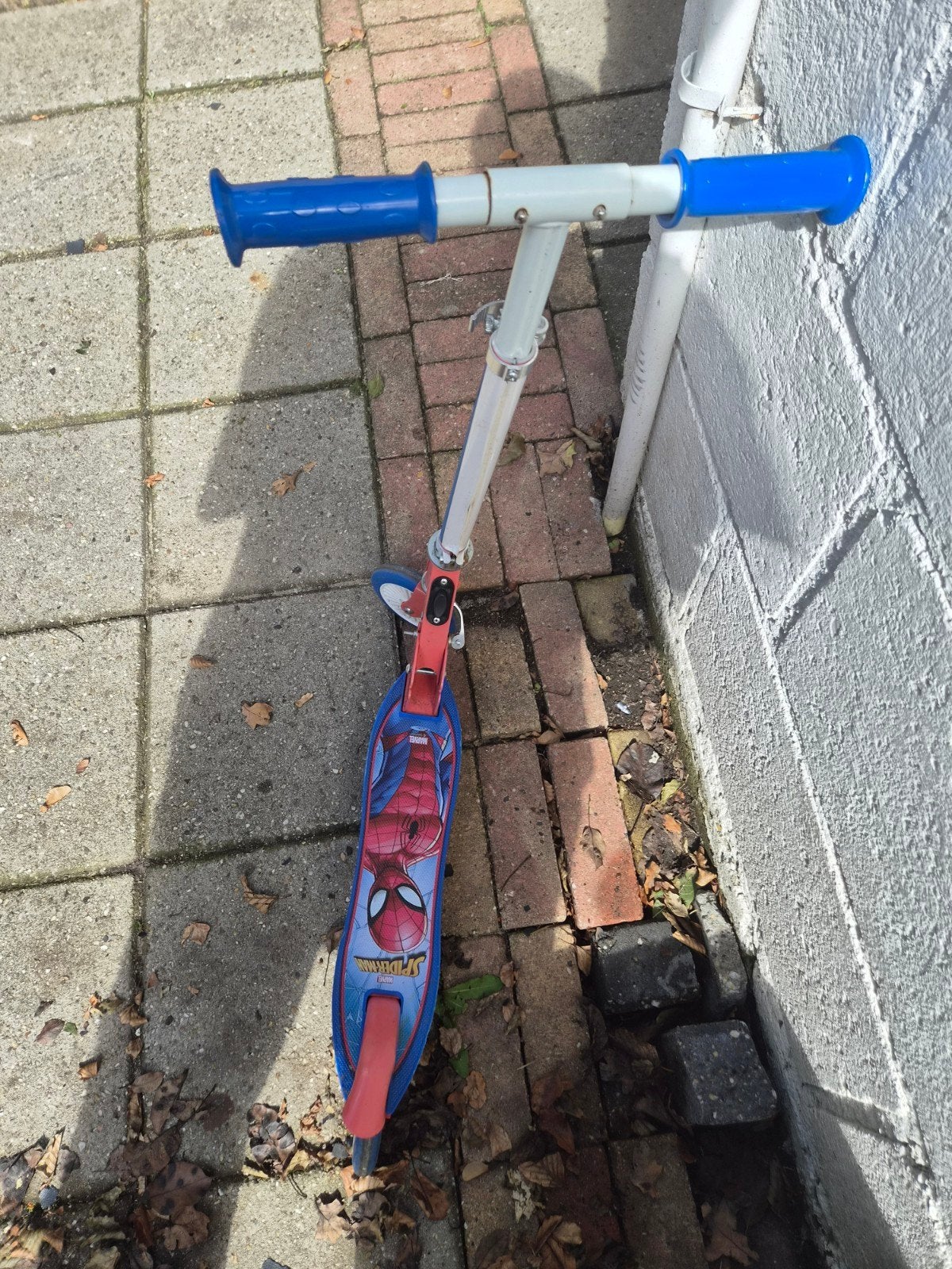 Miniquad en kinderstepjes en skelter - DEFECT -, Fietsen en Brommers, Steps, Ophalen, Gewone step, Spider-Man, Peddeler, Onbekend