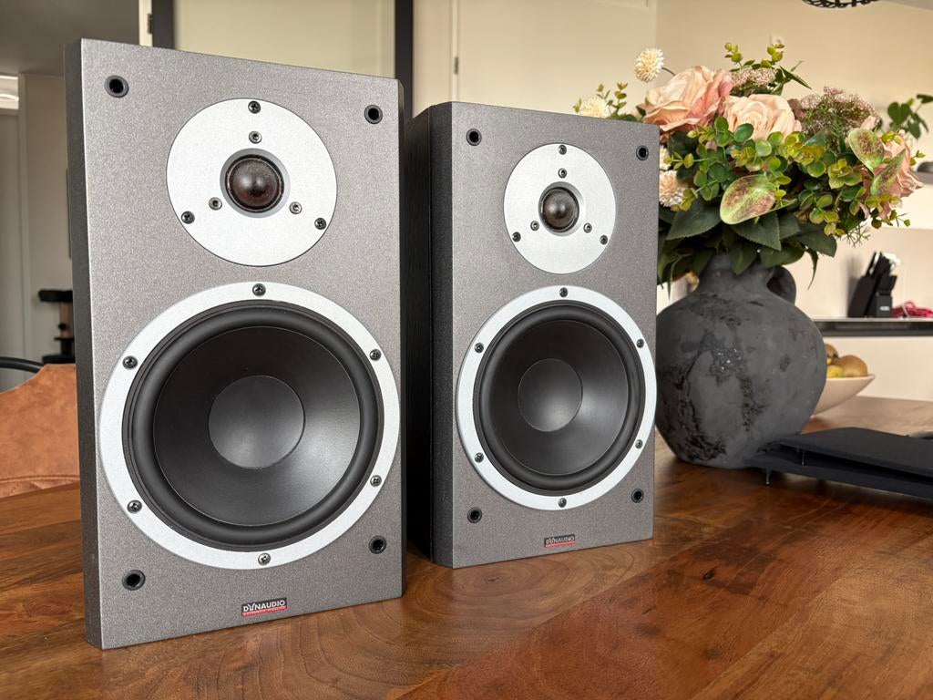 Dynaudio excite x16 + stands, Gebruikt, 120 watt of meer, Front, Rear of Stereo speakers, Ophalen