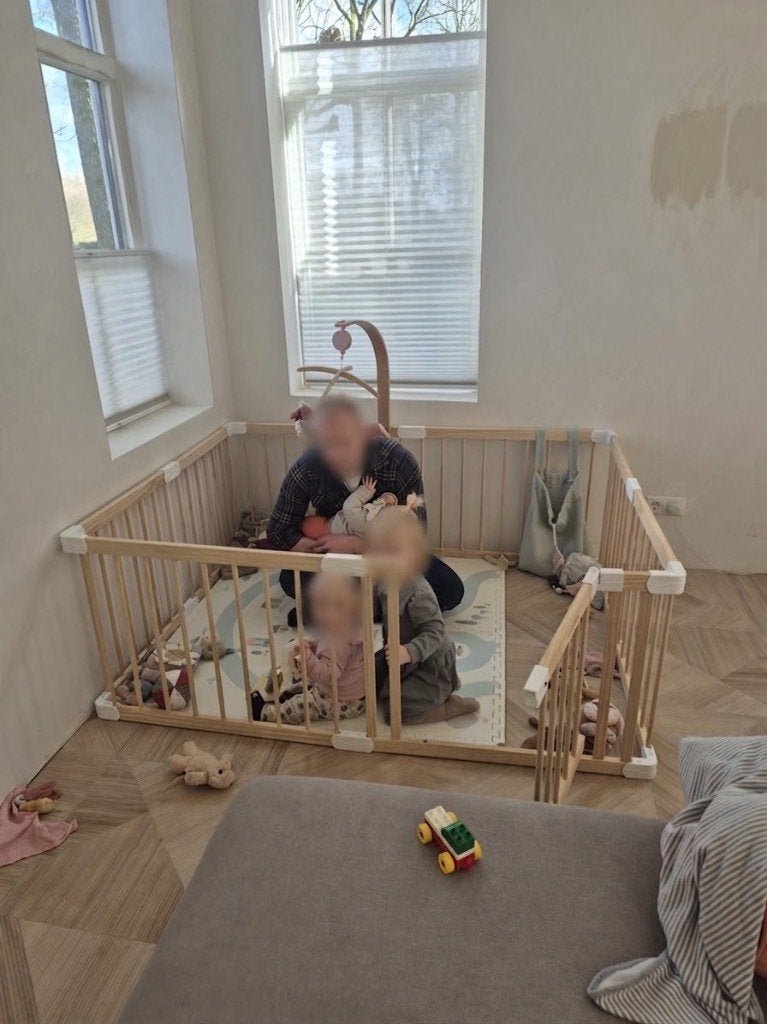 Grondbox baby: 120x160 of 140x140cm, Ophalen, Zo goed als nieuw, Rechthoekig