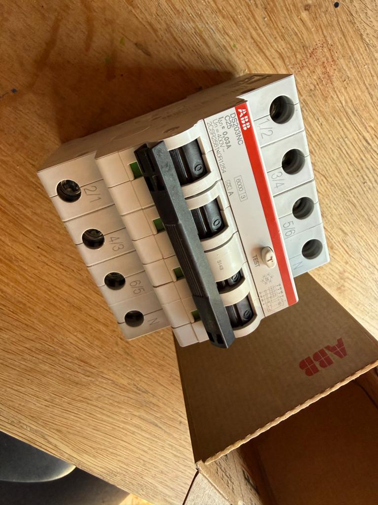 ABB DS203NC C25 A30 automaat, Ophalen of Verzenden, Zo goed als nieuw, Overige typen