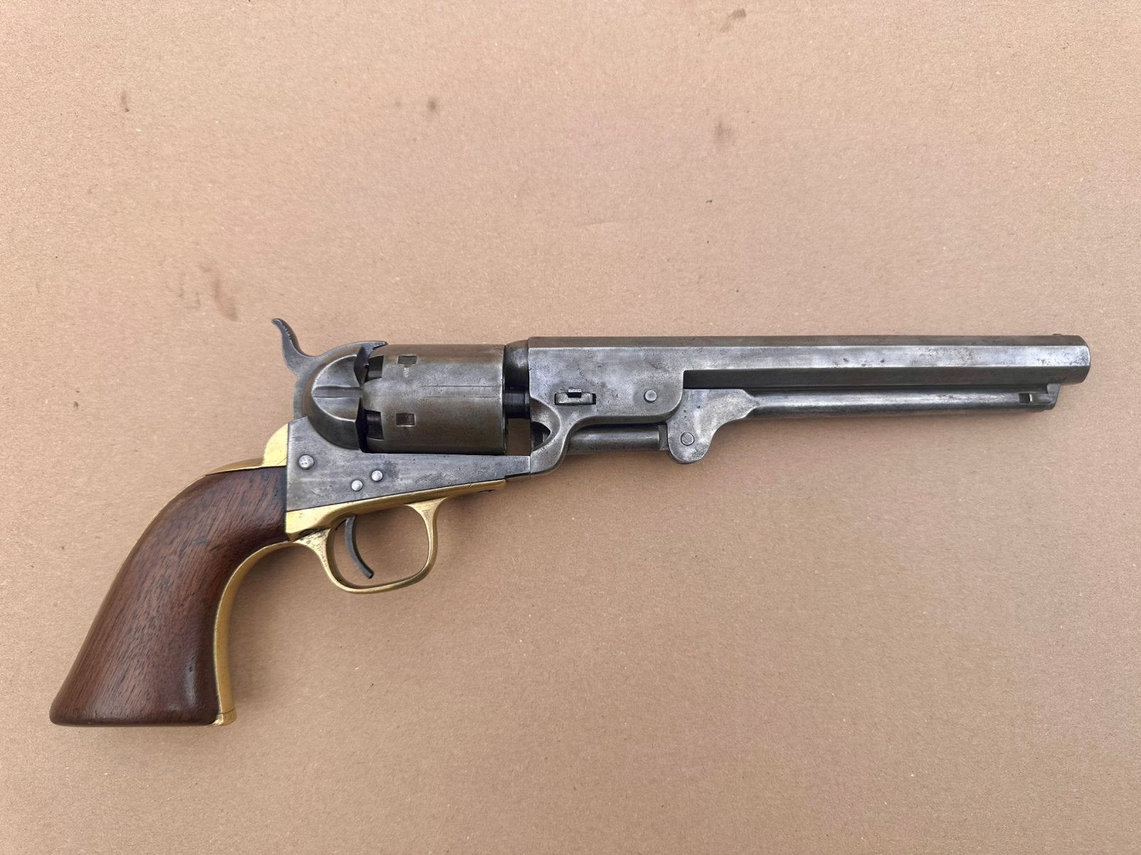 Colt m1851 navy percussie revolver antiek, Antiek en Kunst, Ophalen of Verzenden