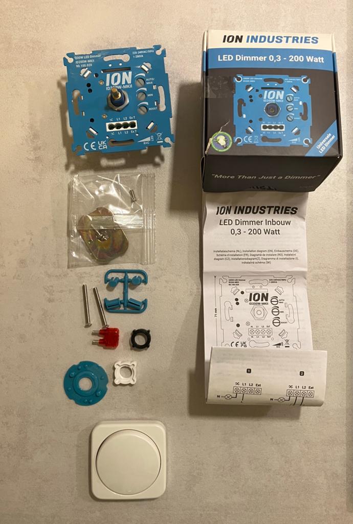 Dimmer ion industries, Ophalen of Verzenden, Zo goed als nieuw