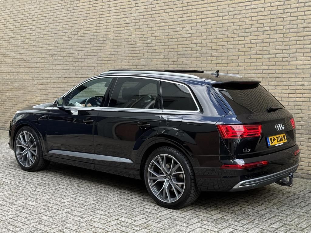 Audi Q7 3.0 TDI V6 374pk E-tron Quattro Sport | S-line | Pan, Auto's, Automaat, Gebruikt, Euro 6, 2420 kg