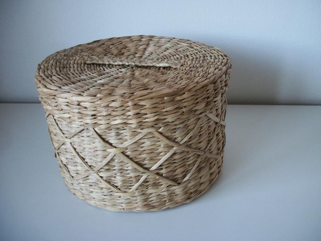 Mand met Deksel van Zeegras - rond 14 cm hoog - Nieuw, Huis en Inrichting, Woonaccessoires | Schalen en Manden, Mand, Rond, Nieuw