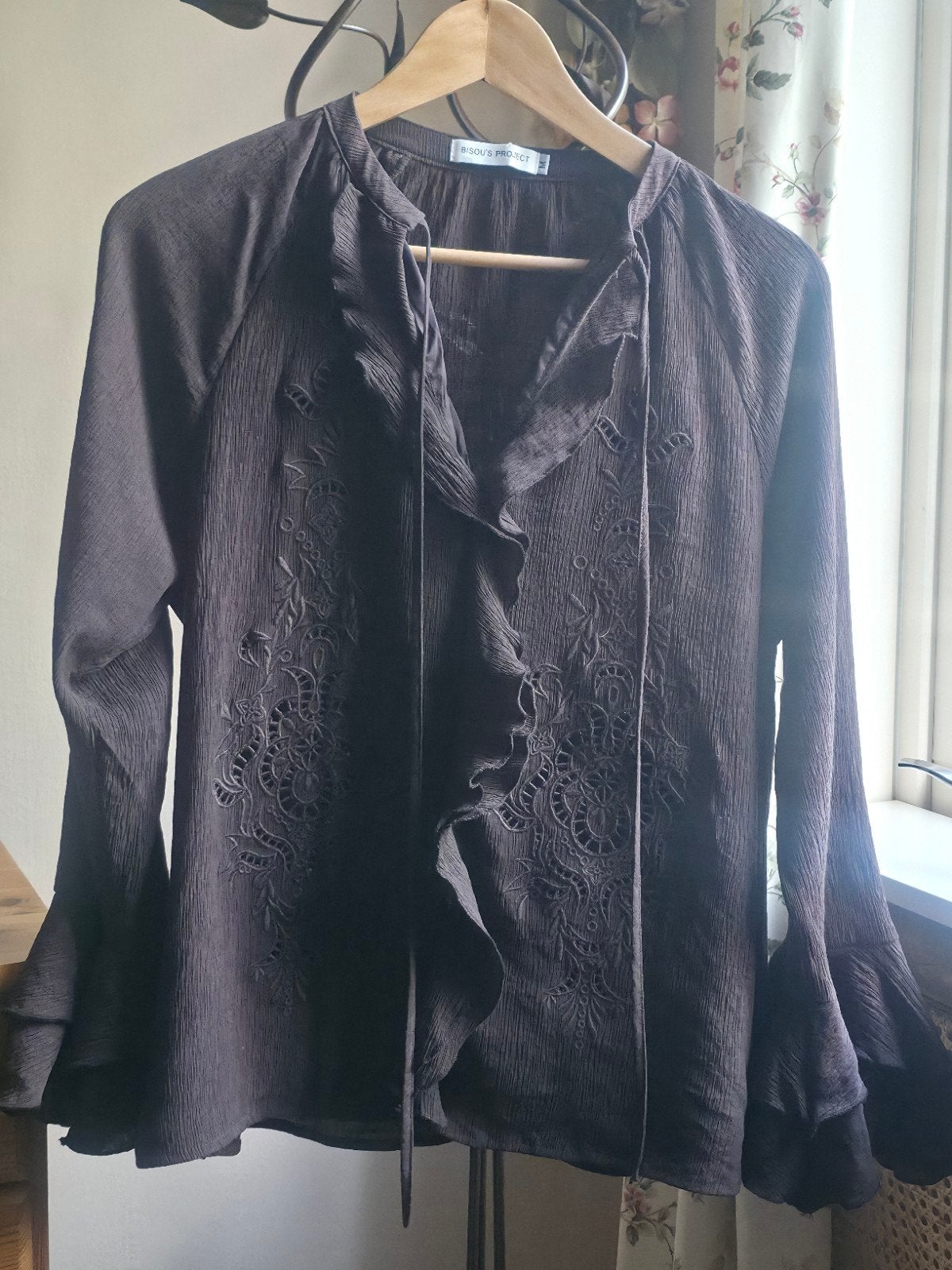 Bisou's Project Blouse met Borduurwerk en Ruches - Maat M, Maat 38/40 (M), Zwart, Ophalen of Verzenden, Bisou's Project