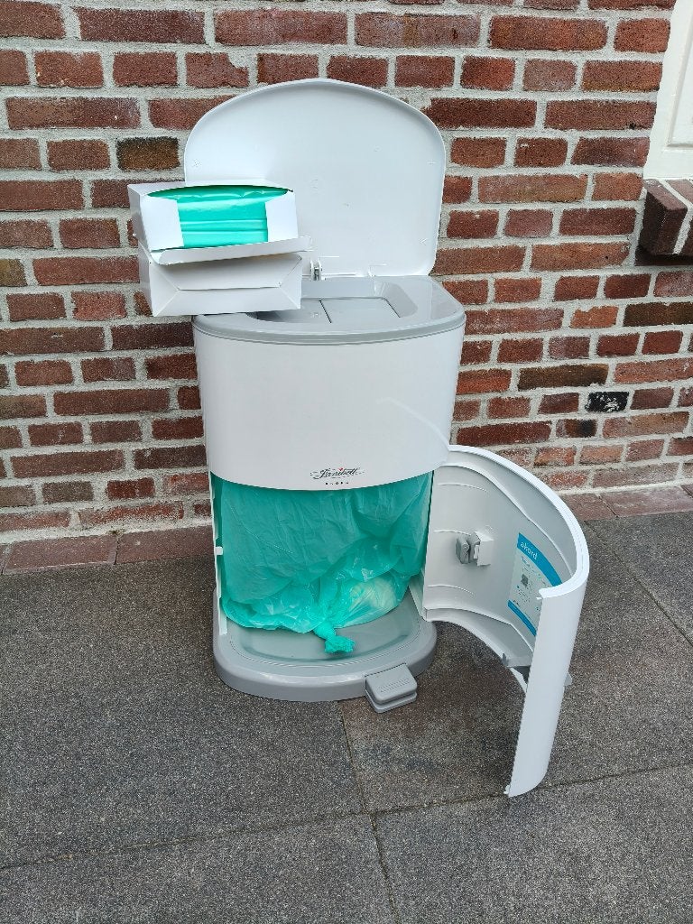 Janibell Akord luieremmer + 4 navulrollen – geurloos systeem, Ophalen, Zo goed als nieuw