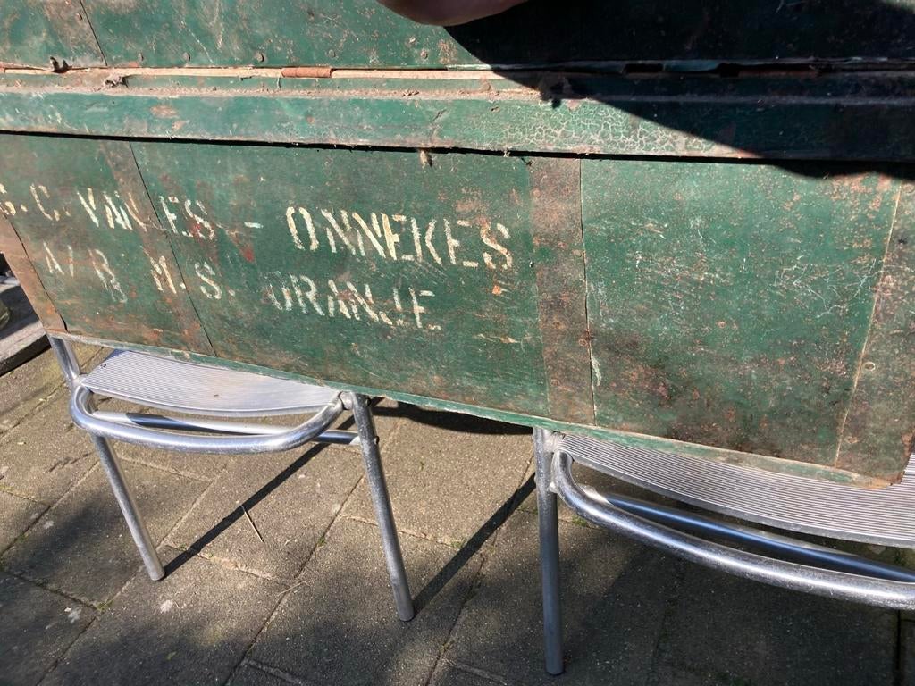 Antieke scheepskist / hutkoffer, Ophalen