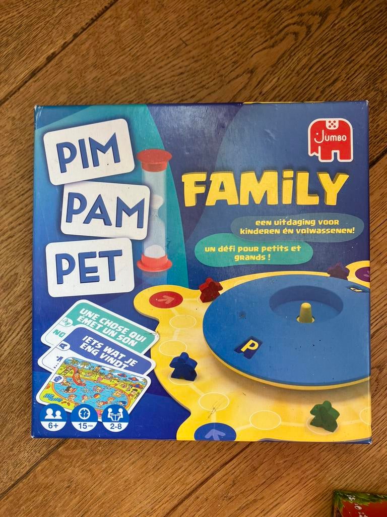 Pim Pam Pet Family, Hobby en Vrije tijd, Gezelschapsspellen | Bordspellen, Vijf spelers of meer, Ophalen of Verzenden, Gebruikt