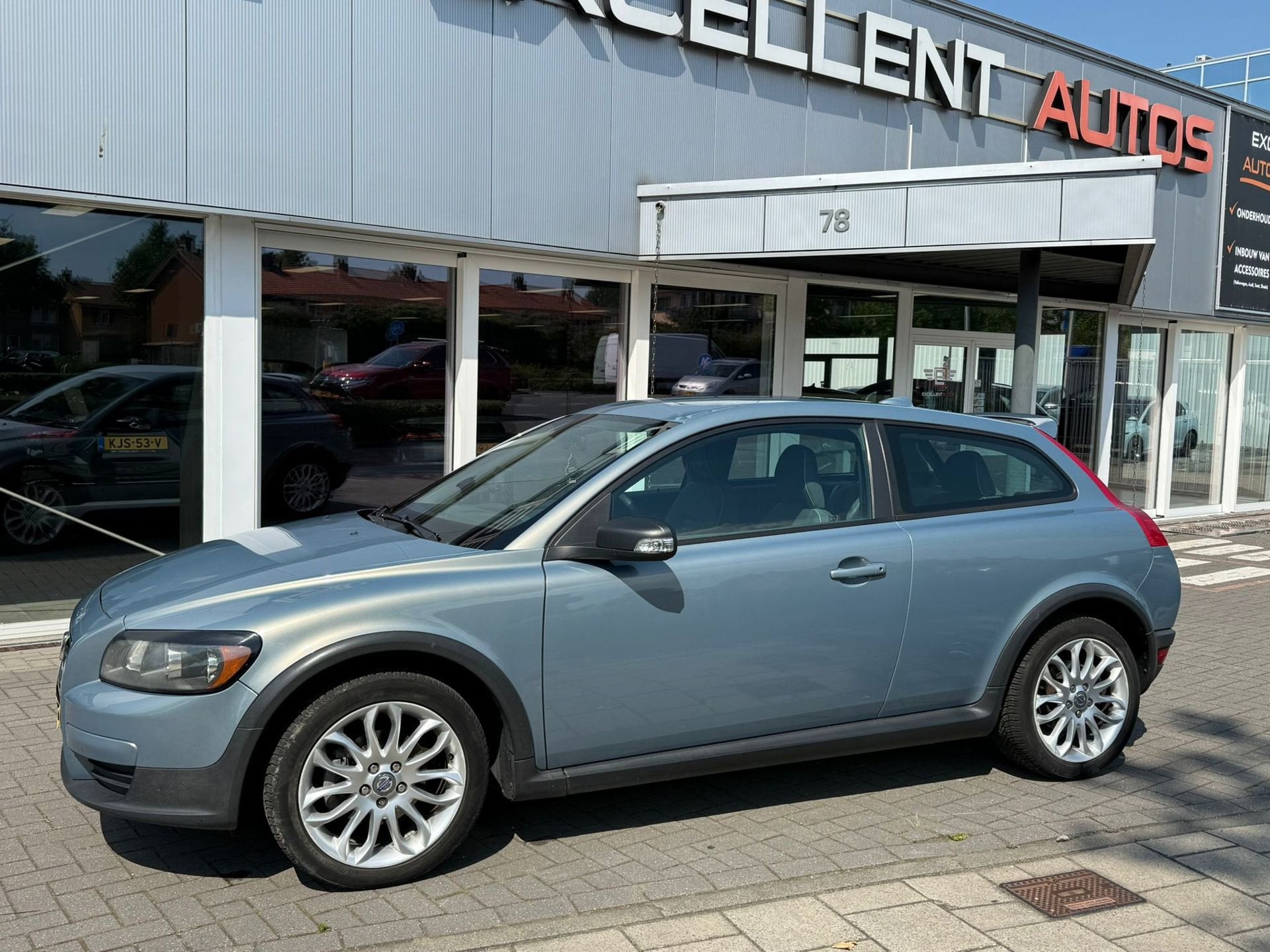 Volvo C30 1.6 Advantage, Auto's, Volvo, Voorwielaandrijving, 1596 cc, Gebruikt, Zwart
