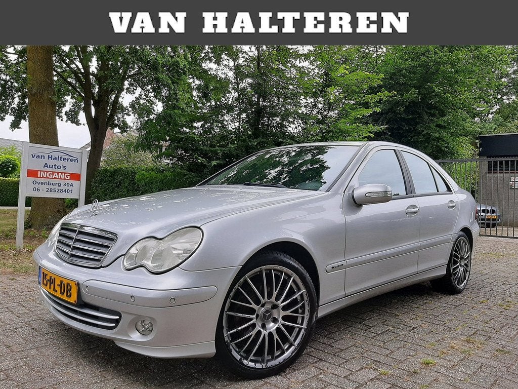 Mercedes-Benz C-klasse 200 K. 163PK Airco Leder Sportvelgen, Auto's, 1385 kg, Achterwielaandrijving, Zwart, 4 cilinders