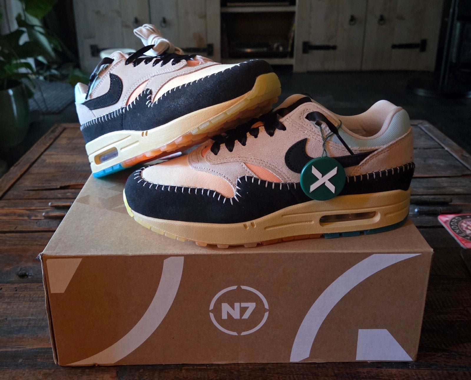 Zeer exclusieve Nike Air Max 1 N7 - Nieuw in doos, Ophalen of Verzenden, Nieuw, Nike, Sneakers of Gympen
