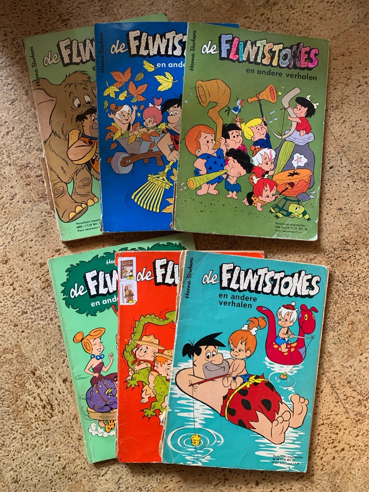 De Flintstones en andere verhalen - 6 stripboeken, Meerdere stripboeken, Ophalen of Verzenden, Gelezen