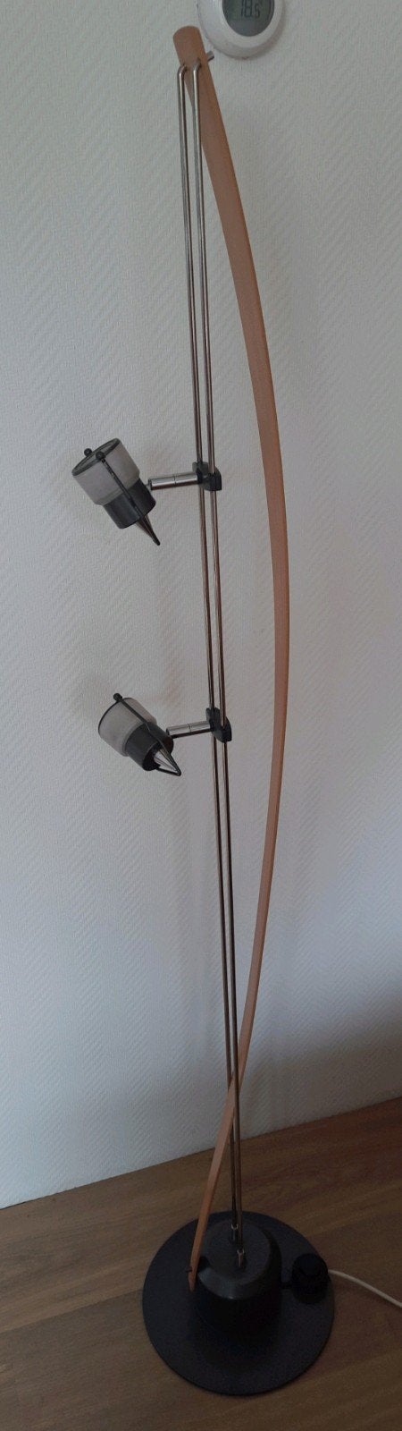 Mooie Massive vloerlamp chroom hout,lees de beschrijving, Ophalen of Verzenden, Zo goed als nieuw, Glas, 100 tot 150 cm