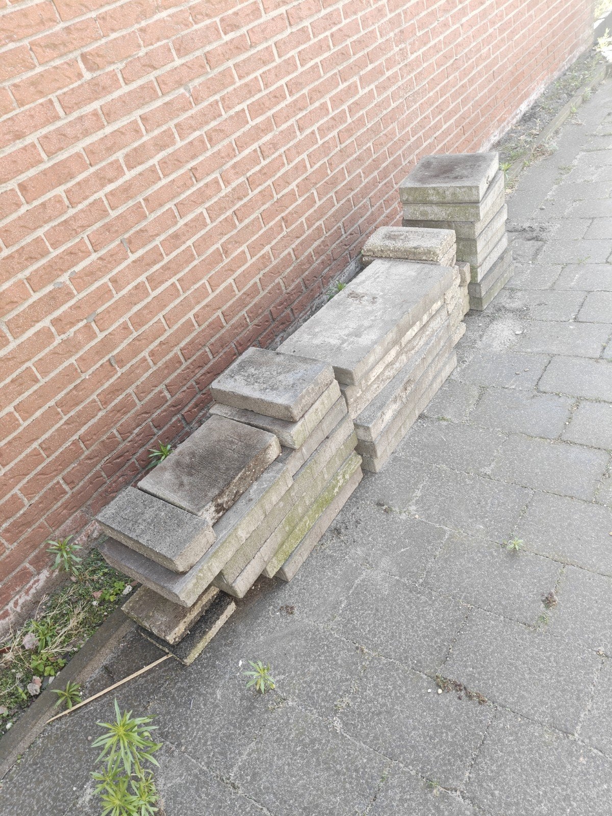 GRATIS: diverse bestrating / tegels, Tuin en Terras, Tegels en Klinkers, Ophalen, Gebruikt, Beton, Terrastegels