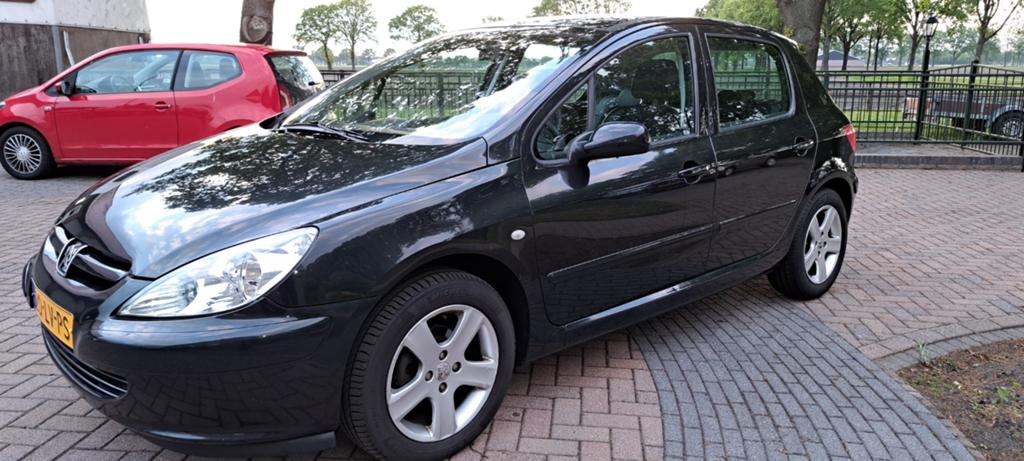 Peugeot 307 1.6 16V 5DRS 2003 Zwart, Voor, Nieuw, Ophalen of Verzenden, Bumper