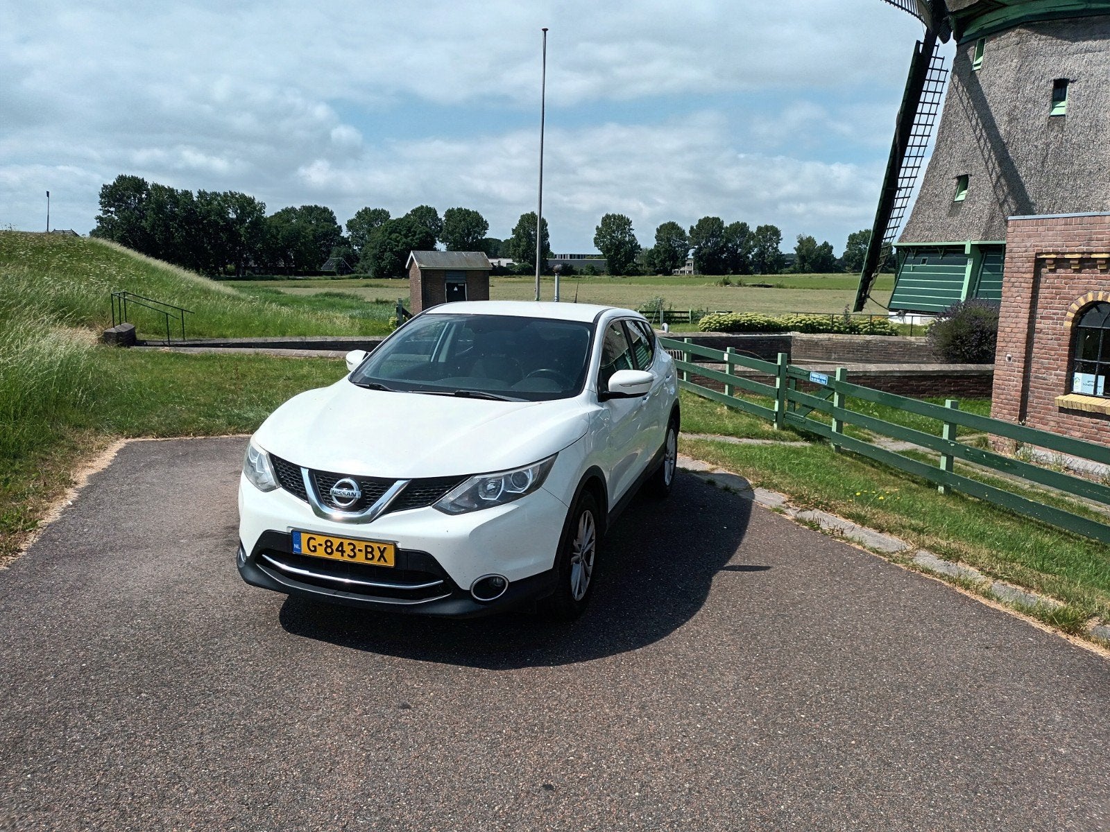 Nissan Qashqai 1.2 Dig-t niewe motor apk maart 2027, Voorwielaandrijving, 4 cilinders, Wit, 1200 kg