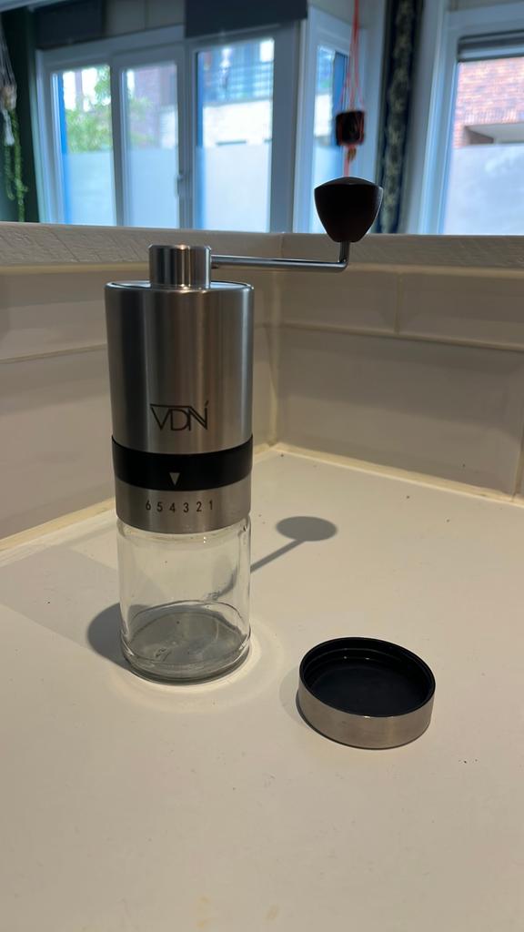 VDN koffiemolen handmatig, Witgoed en Apparatuur, Ophalen of Verzenden, Gebruikt, Koffiemolen