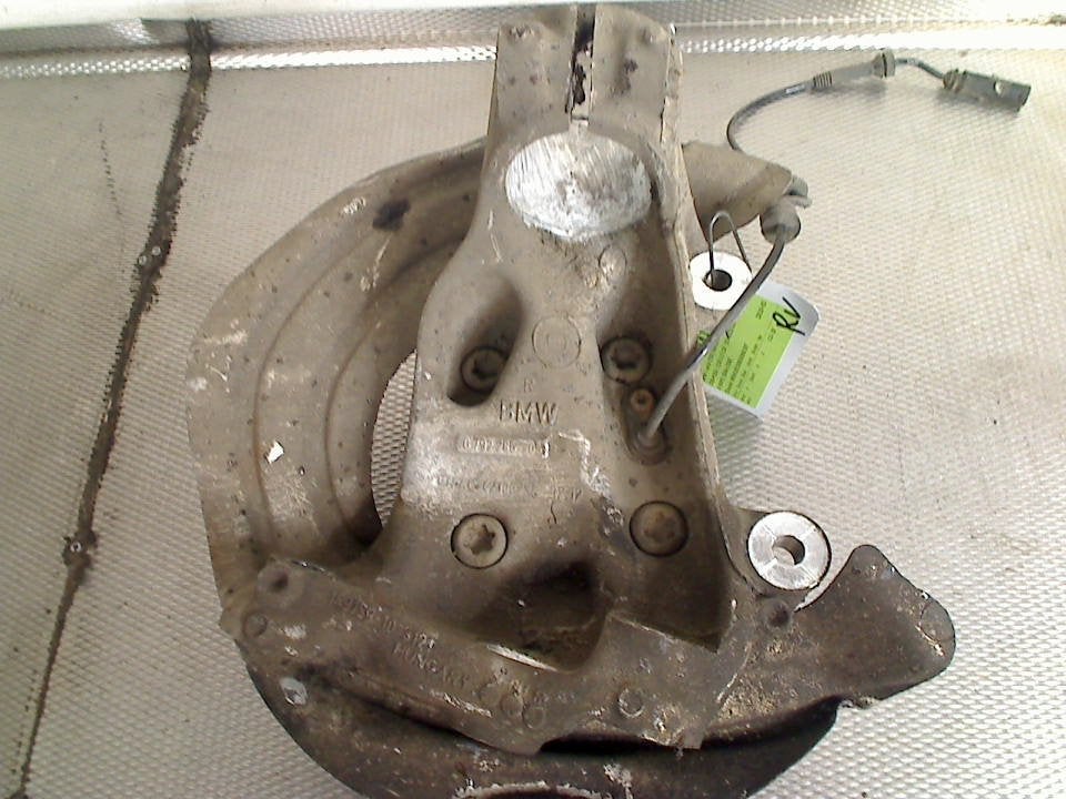 Fusee Rechts Voor BMW 1 serie (F20) (2015-07/2019-06), Gebruikt, Petuelring 130, München 80809, , Duitsland, BMW, Bayerische Motoren Werke AG