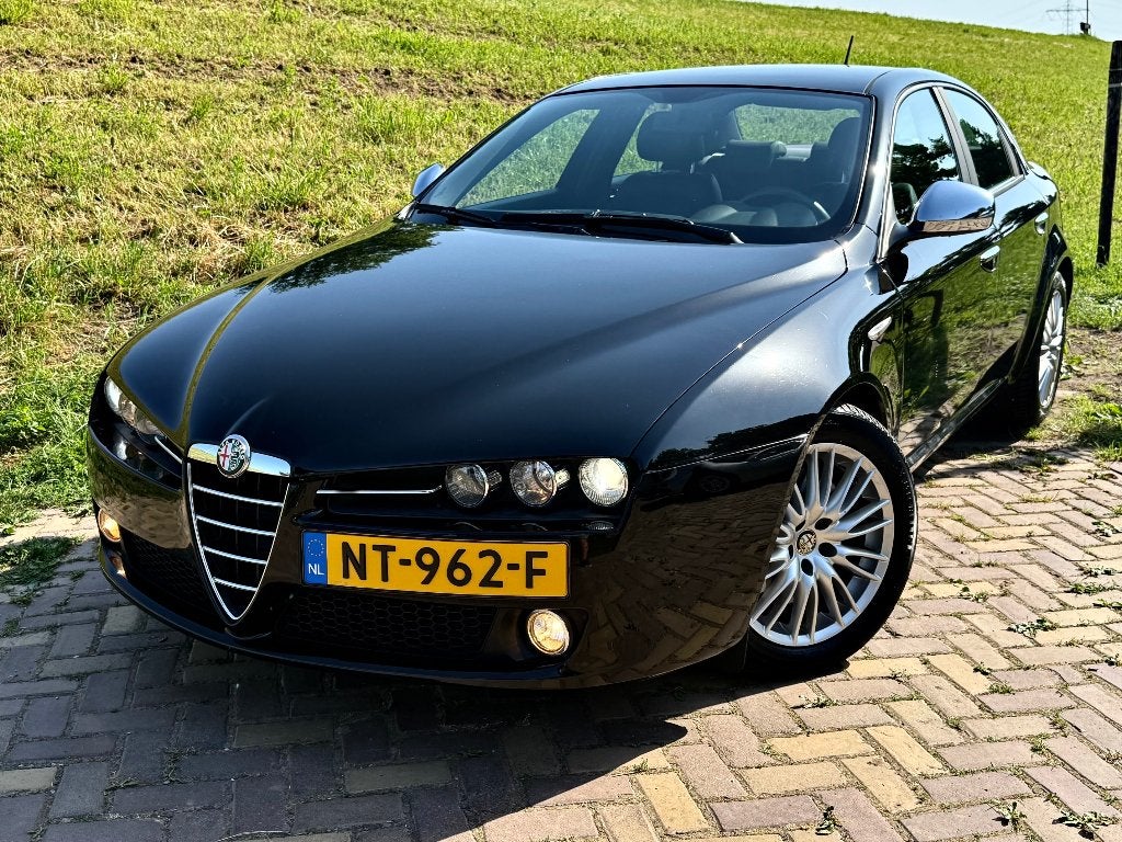 Alfa Romeo 159 1.750 TBI Berlina 2011 Zwart Prachtige wagen!, Auto's, Alfa Romeo, Bedrijf, ABS, Airbags, Airconditioning, Automatische klimaatregeling