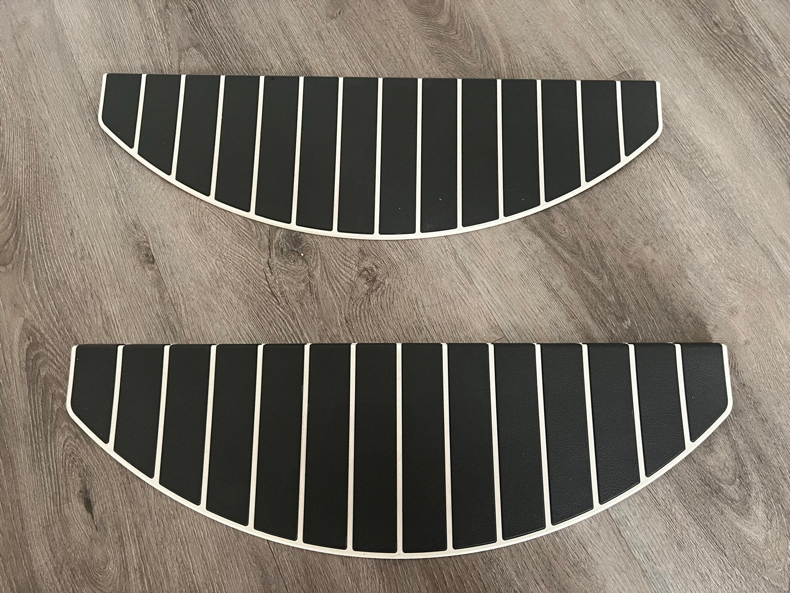Zwarte trapmatten met witte rand - 24stuks, Huis en Inrichting, Ophalen, Gebruikt, Zwart, Overige typen