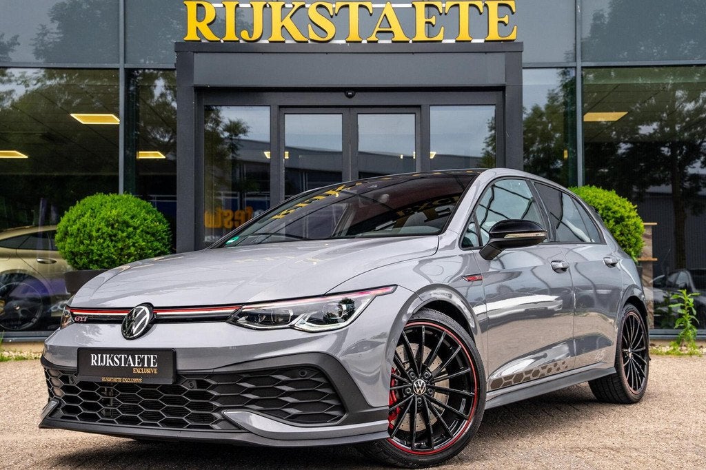 Volkswagen Golf 2.0 TSI GTI CLUBSPORT|45 JAHRE|ACC|H&K|19'', Auto's, Gebruikt, 4 cilinders, 1984 cc, Bedrijf