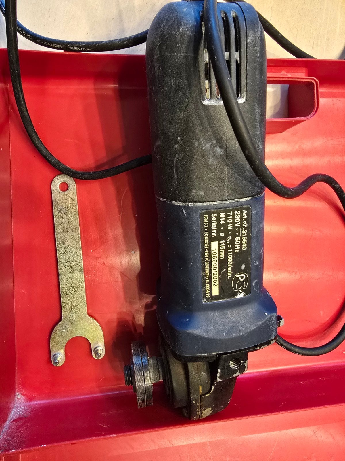 Ferm FAG-115N Haakse Slijpmachine 710W, Ophalen, Gebruikt, Minder dan 700 watt, Haakse handslijpmachine