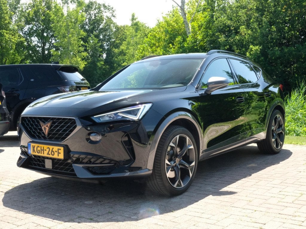 CUPRA Formentor 1.4 e-Hybrid VZ Performance 204 PK | Stuur &, Auto's, Cupra, Stof, Gebruikt, 4 cilinders, Formentor