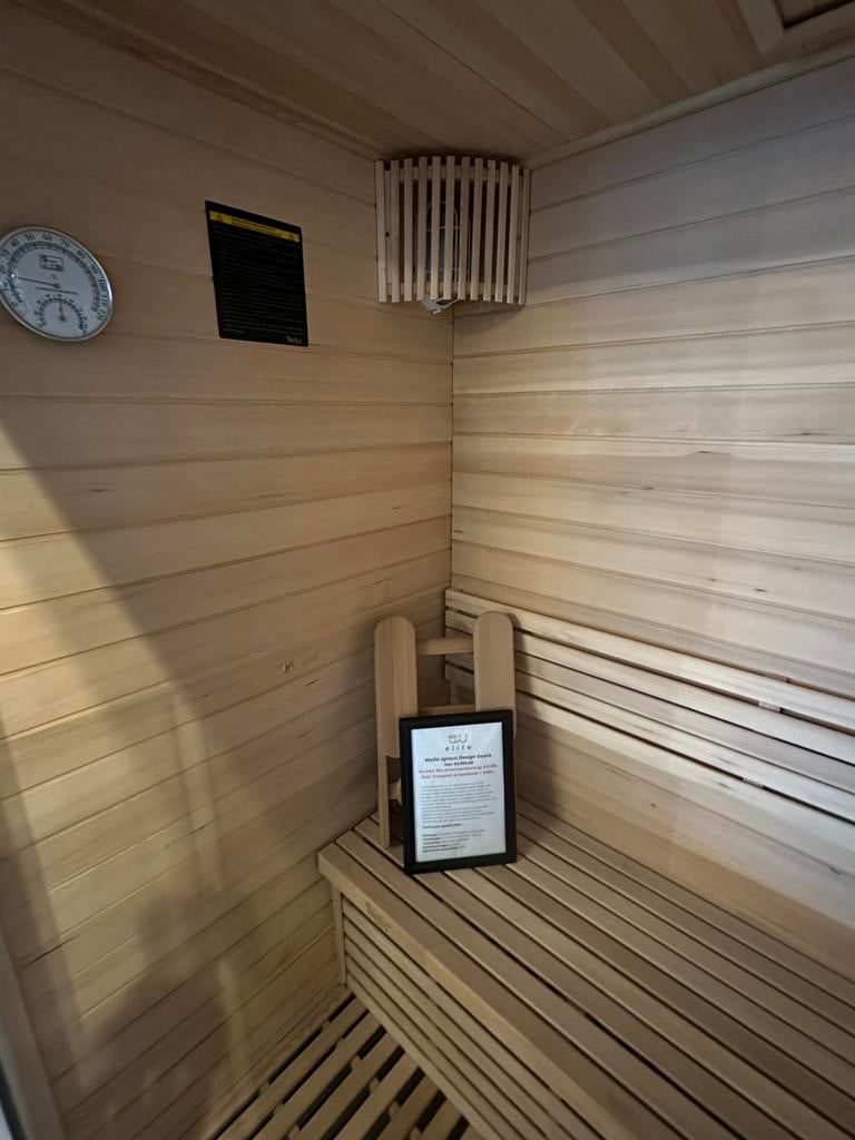 Wellis Igneus Design FinseSauna, Ophalen of Verzenden, Gebruikt, Fins of Traditioneel, Complete sauna