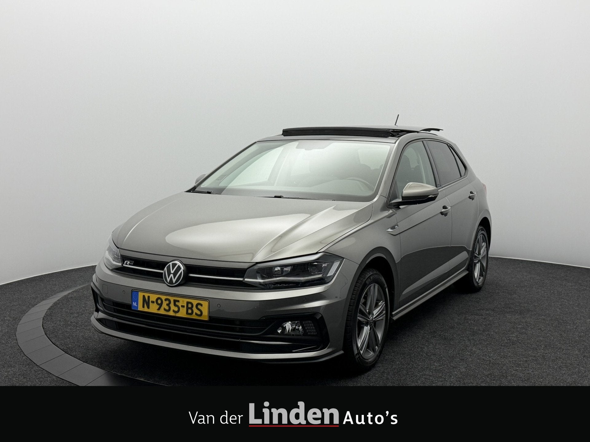 Volkswagen Polo 1.0 TSI Highline Business R-Line | Panoramad, Auto's, Dealer onderhouden, Gebruikt, 580 kg, 49 €/maand