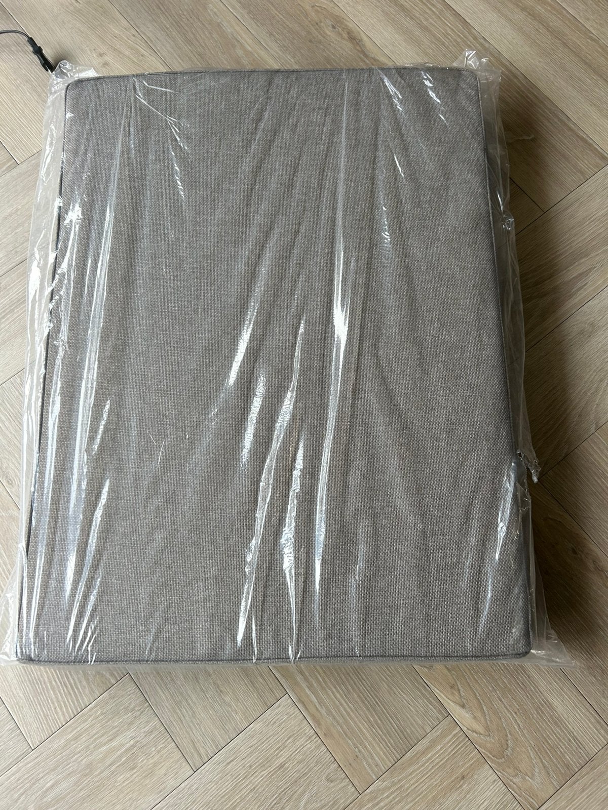 Nieuw kussen 60 x 85 x 10 cm dik beige - buiten kussen nieuw, Ophalen of Verzenden, Nieuw