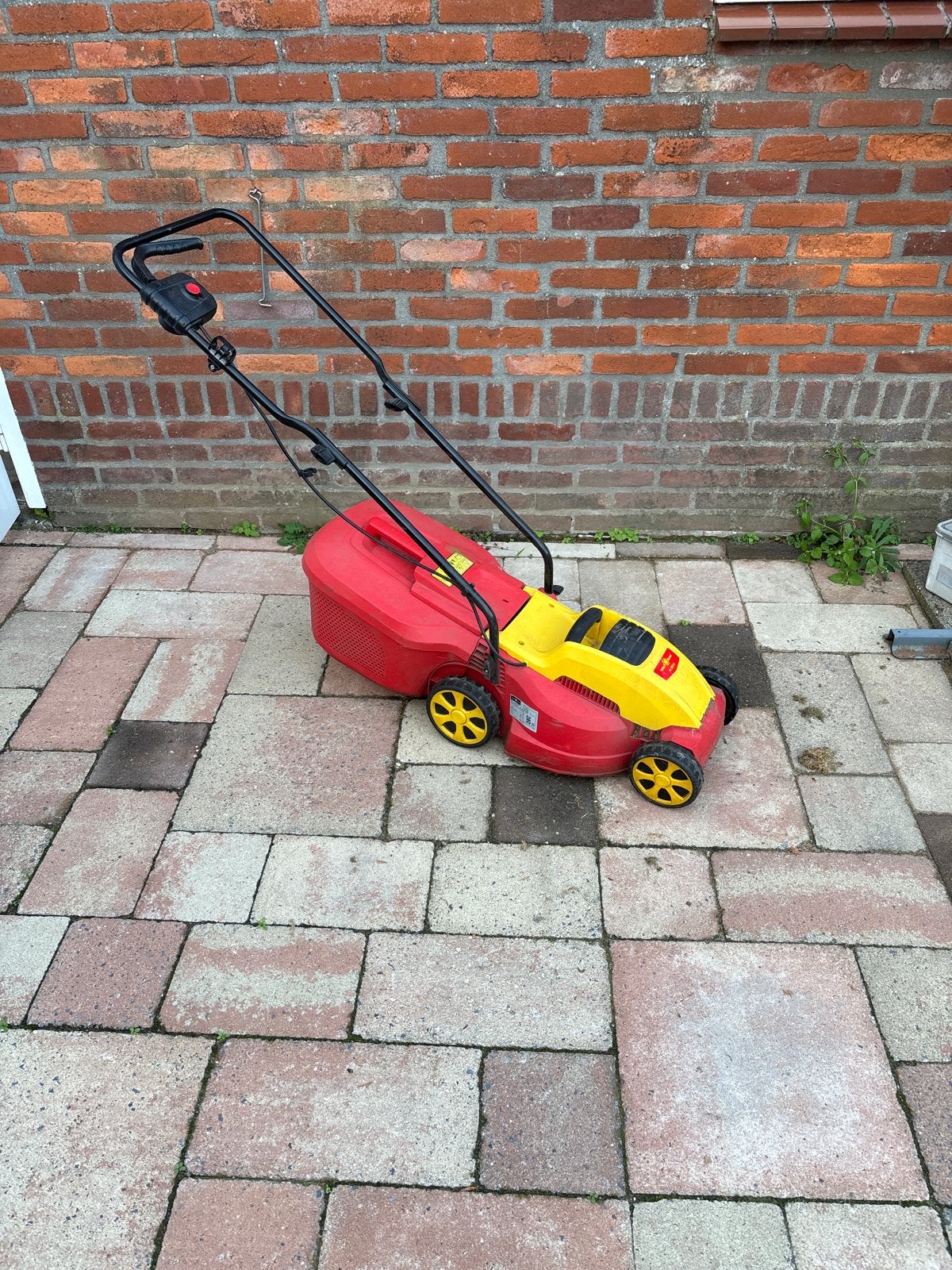 WOLF-Garten elektrische grasmaaier - Compact en krachtig, Ophalen, Cirkelmaaier, Gebruikt, Elektrische grasmaaier