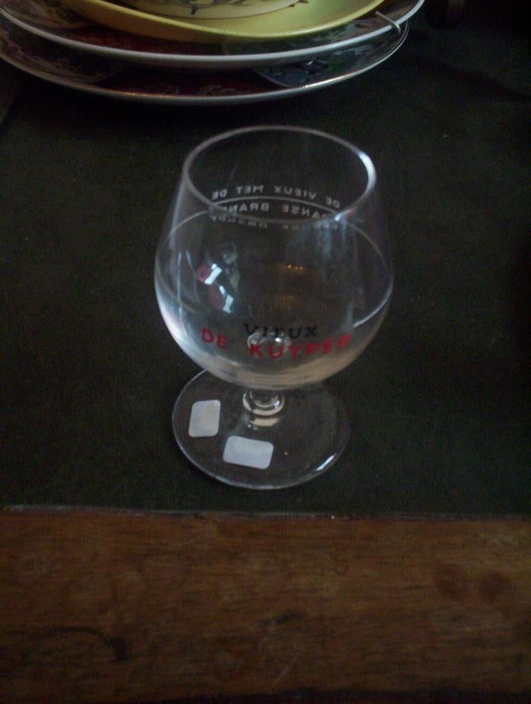 borrelglaasje de kuyper (vlgnr 4) vieux met de franse brandy, Ophalen of Verzenden, Zo goed als nieuw, Borrel- of Shotglas