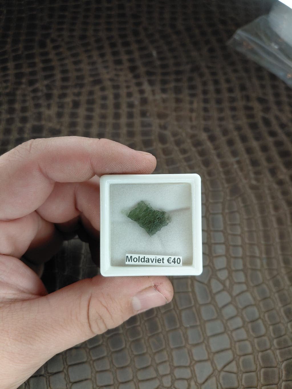 Kleine licht groene Moldaviet speciment, Sieraden, Tassen en Uiterlijk, Edelstenen, Verzenden, Nieuw