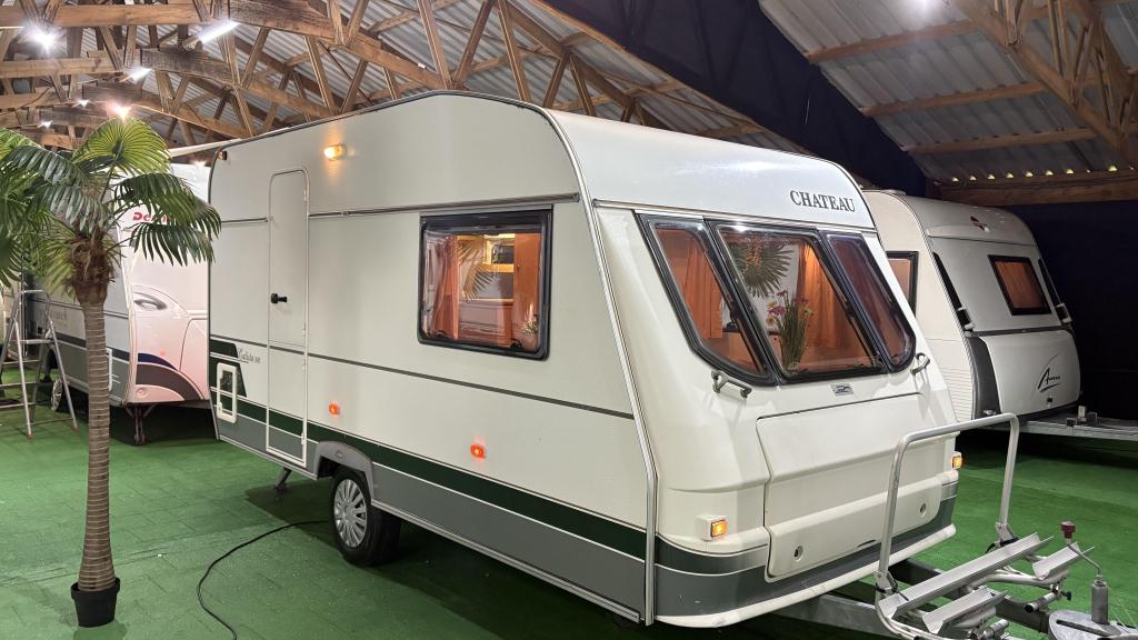 Chateau Calista 390 voortent/Incl Afleverbeurt, Caravans en Kamperen, Caravans, Dwarsbed, Chateau, Tot en met 2, 750 - 1000 kg