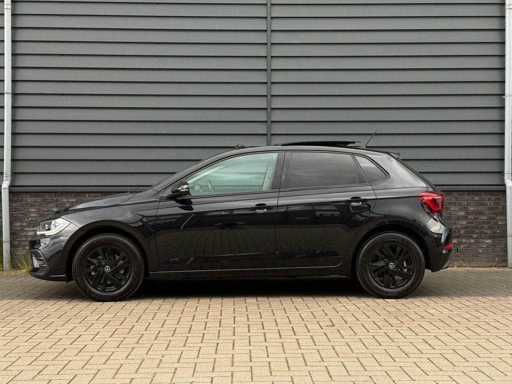 Volkswagen Polo 1.0 TSI Style 110PK Pano Led Camera Carplay, Stof, Gebruikt, Zwart, Zwart