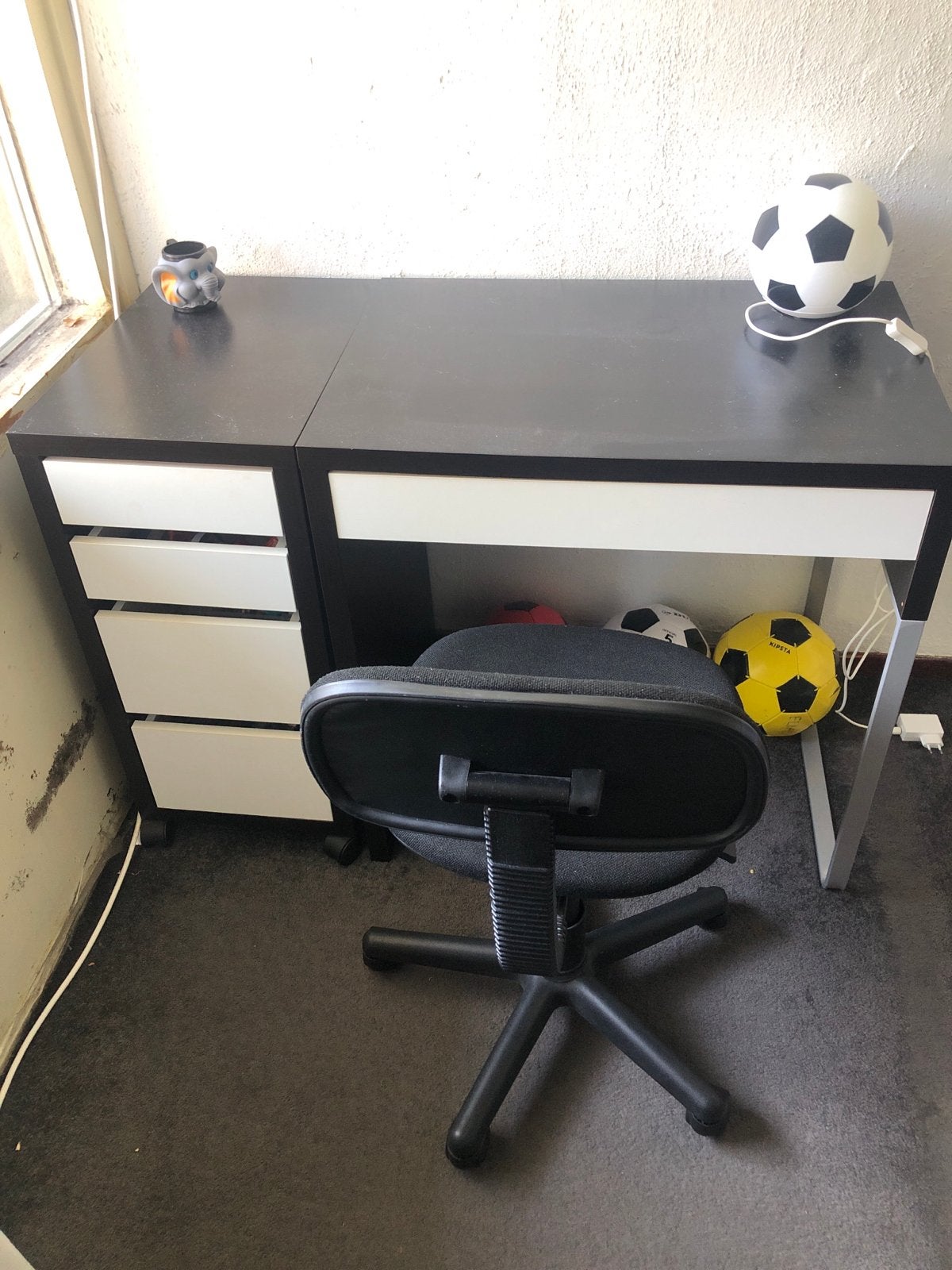 Zwart bureau met ladeblok en bureaustoel, Ophalen, Zwart, Gebruikt, Met lades
